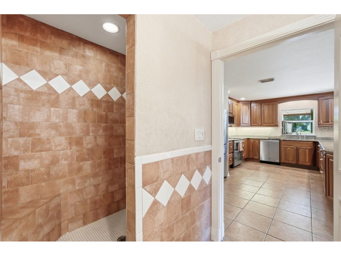 191 Howes Street Oak Hill FL 32759 FC314338 image37