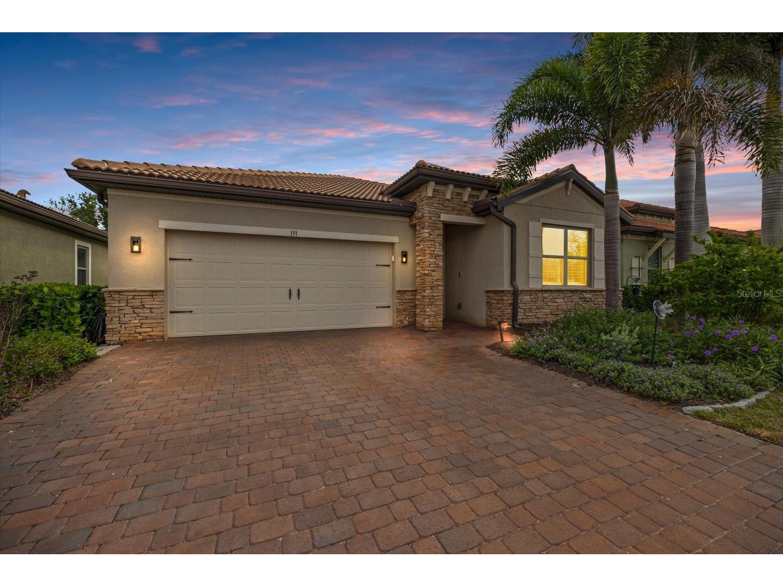 191 Maraviya Boulevard North Venice FL 34275 A4695019 image1