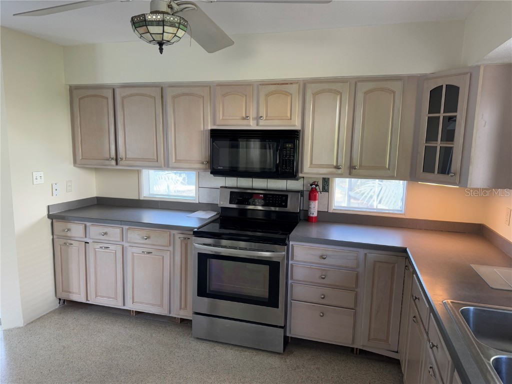 191 Maria Court Punta Gorda FL 33950 A4653886 image4