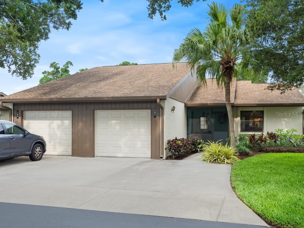191 Oak Hill Drive #6 Sarasota FL 34232 A4611320 image1