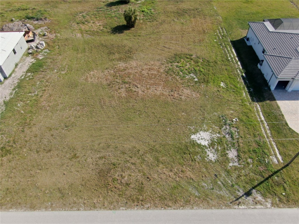 191 Rotonda Boulevard S Rotonda West FL 33947 D6140437 image5