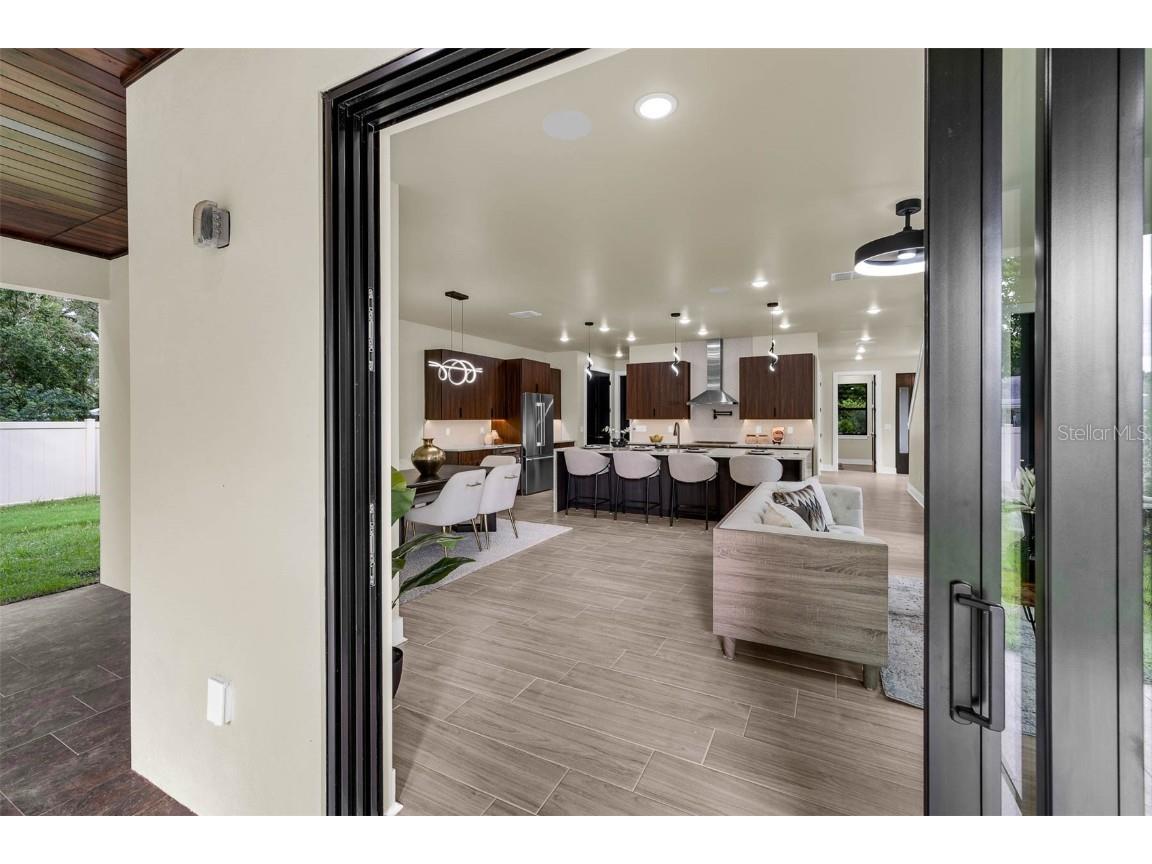 1910 Cloverlawn Avenue Orlando FL 32806 O6346197 image14