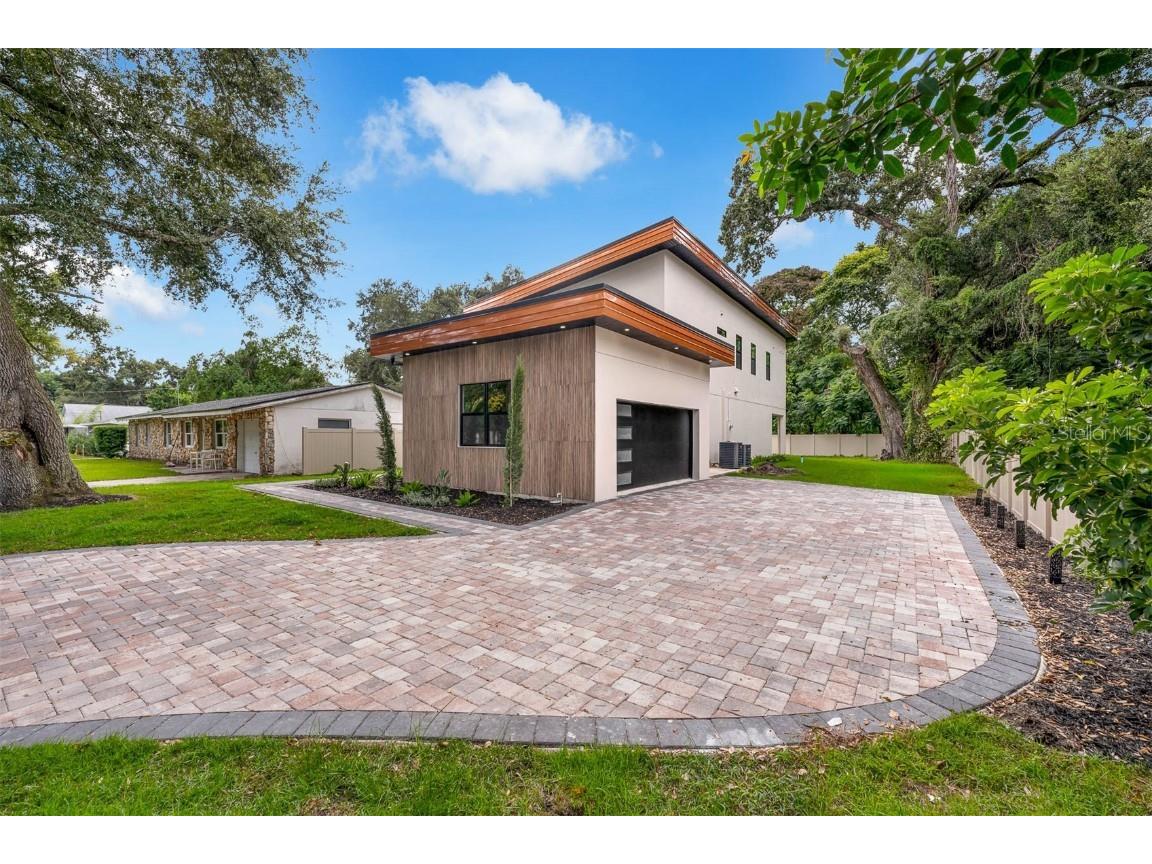 1910 Cloverlawn Avenue Orlando FL 32806 O6346197 image4