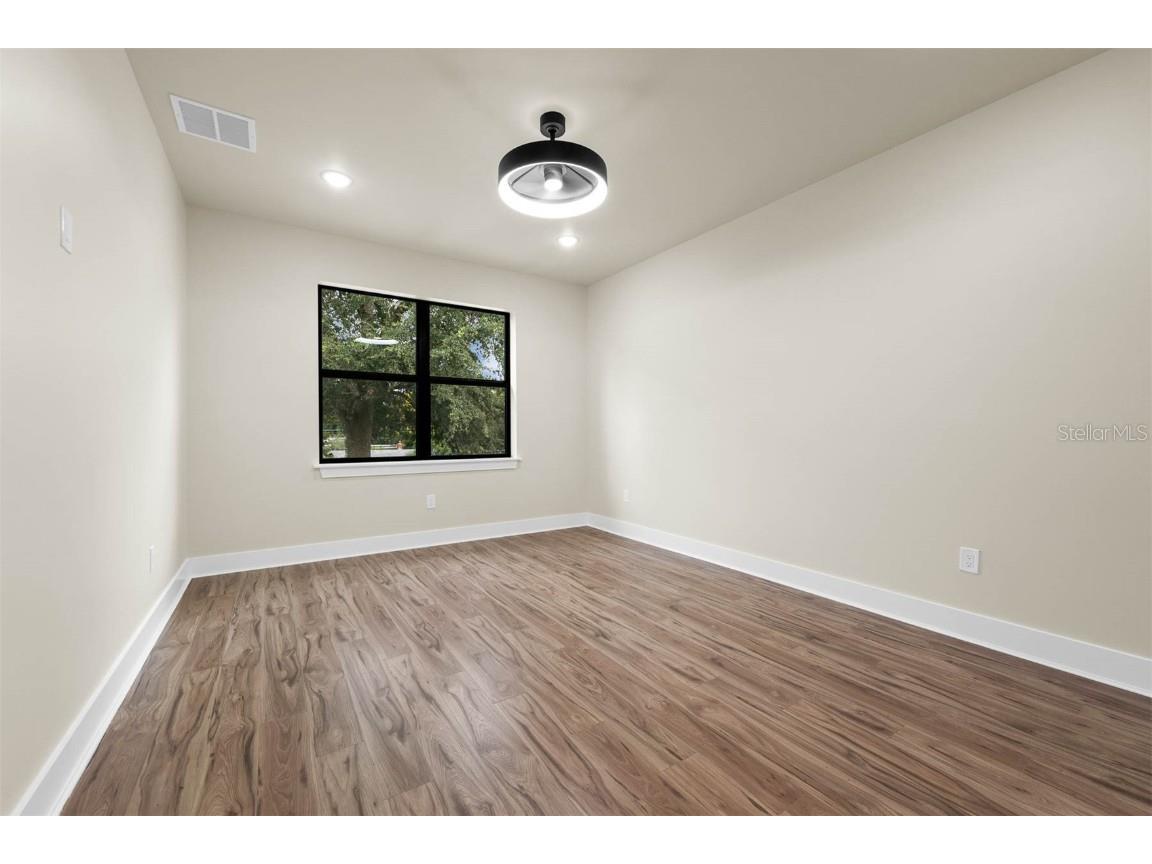 1910 Cloverlawn Avenue Orlando FL 32806 O6346197 image47