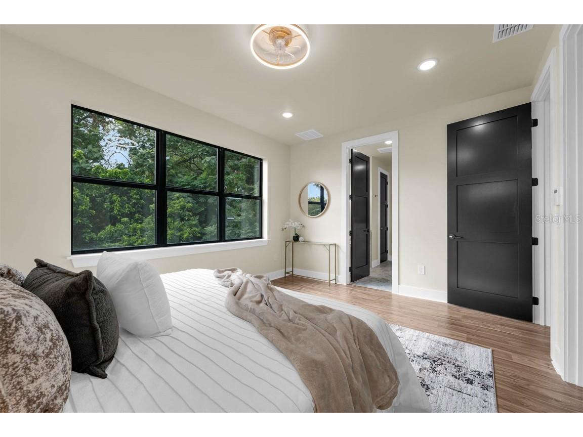 1910 Cloverlawn Avenue Orlando FL 32806 O6346197 image54