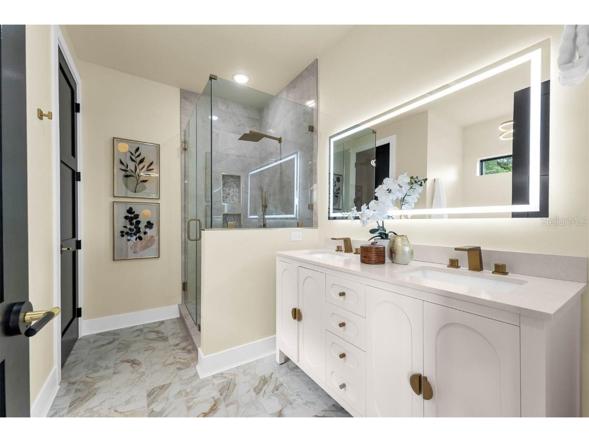 1910 Cloverlawn Avenue Orlando FL 32806 O6346197 image56