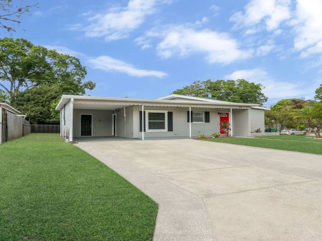 1910 E Robson Street Tampa FL 33610 O6102350 image1