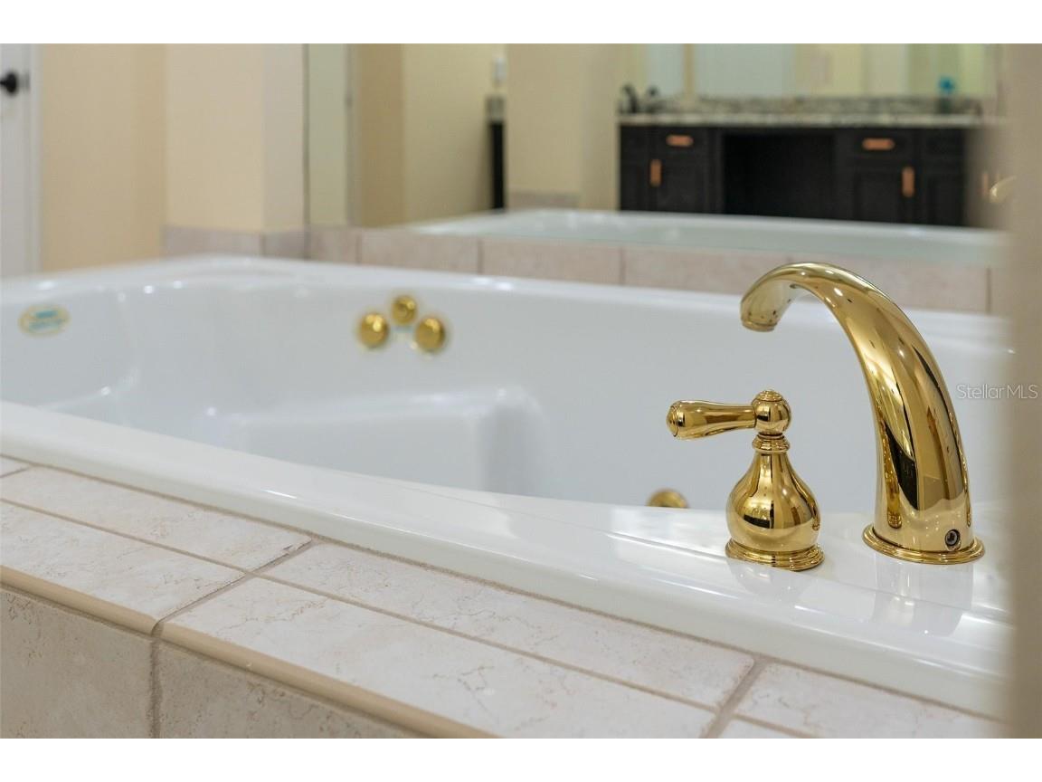 1910 Glenwood Oaks Lane Deland FL 32720 V4946038 image41