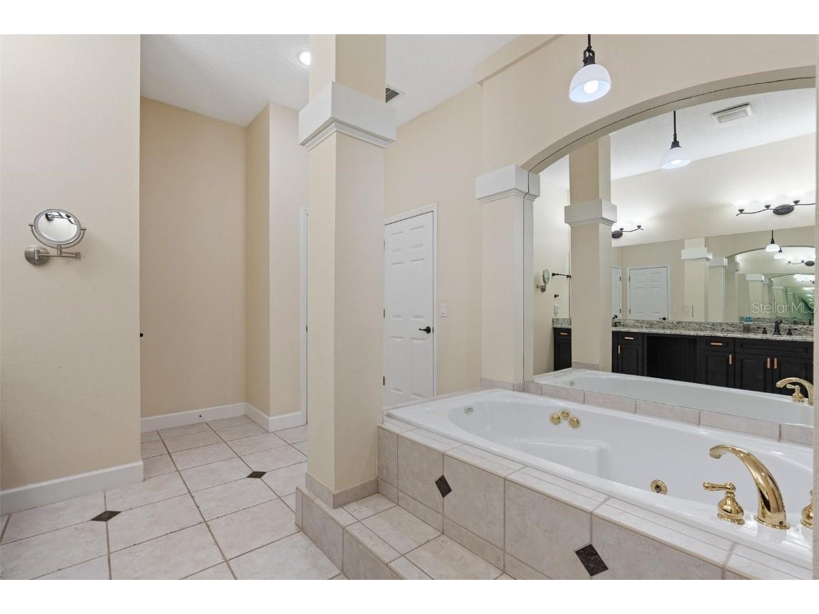 1910 Glenwood Oaks Lane Deland FL 32720 V4946038 image43