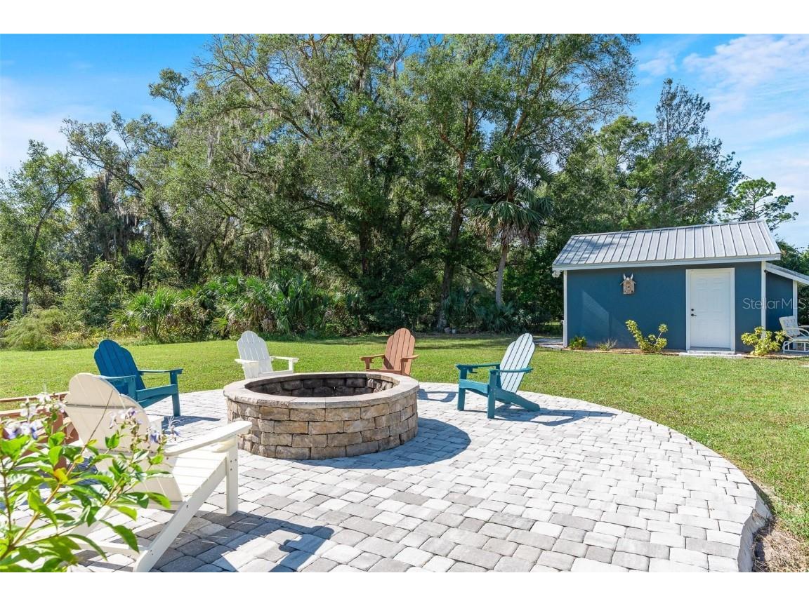 1910 Glenwood Oaks Lane Deland FL 32720 V4946038 image6