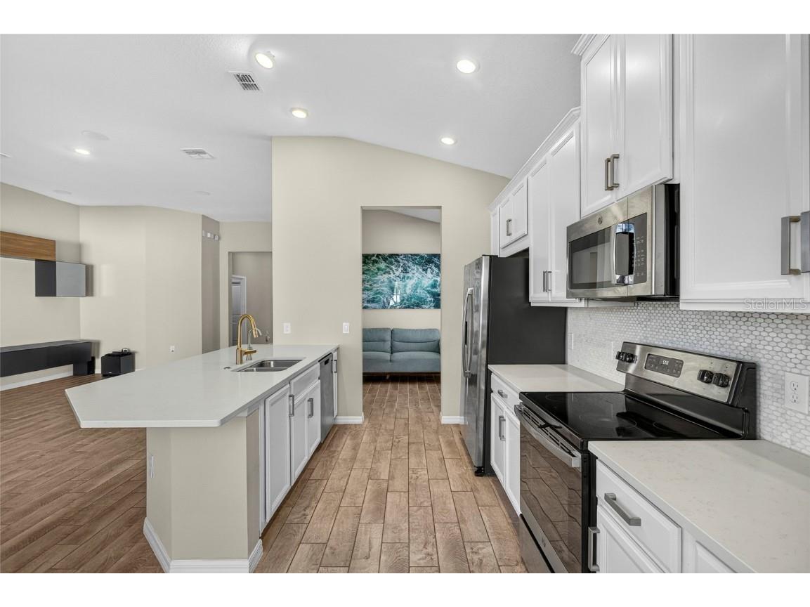 1910 Goblet Cove Street Kissimmee FL 34746 S5138105 image10