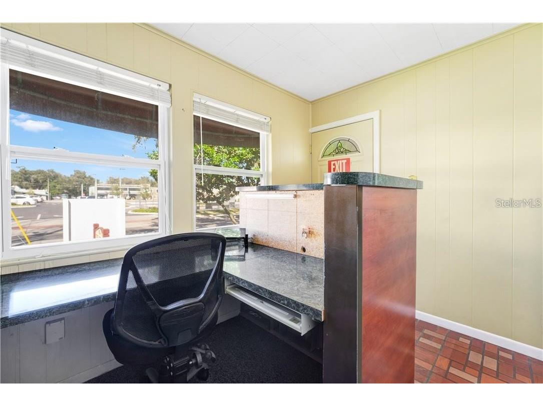 1910 Hillcrest Street Orlando FL 32803 O6263983 image17