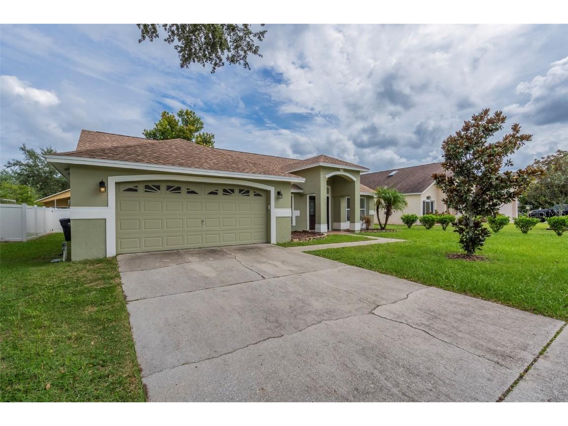 1910 Leichester Street Valrico FL 33594 TB8425212 image1