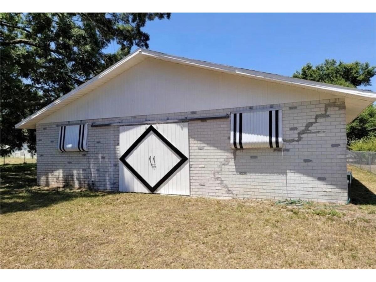 1910 Lithia Pinecrest Road Valrico FL 33596 TB8498669 image2