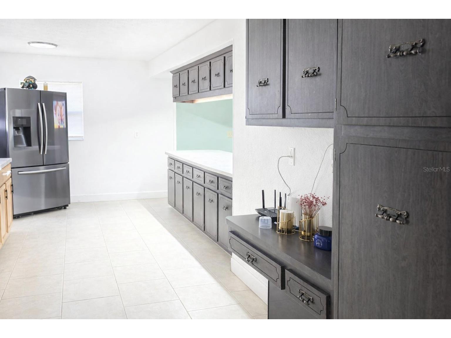 1910 Lithia Pinecrest Road Valrico FL 33596 TB8498669 image3