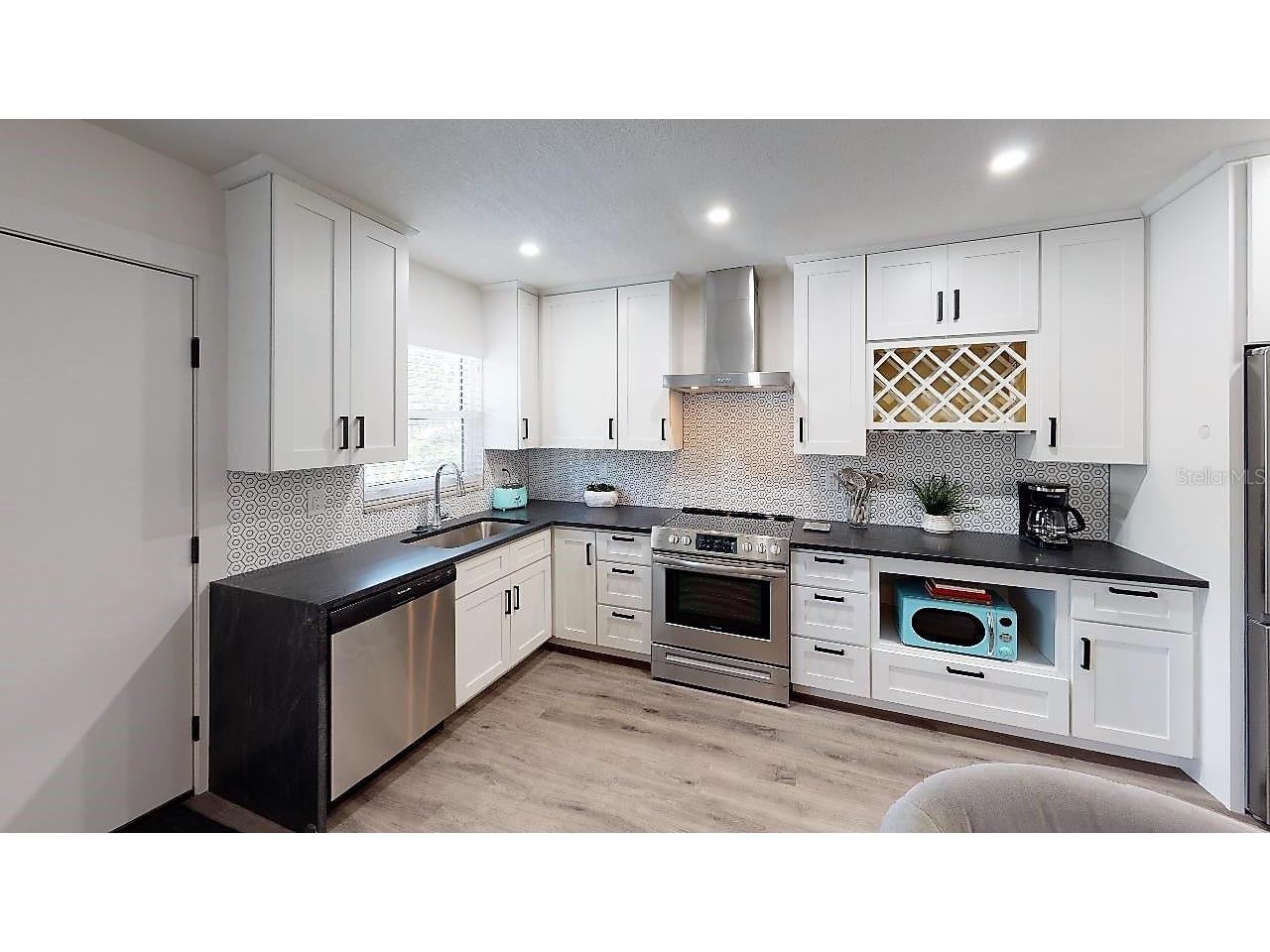 1910 Morrill Street #5 Sarasota FL 34236 A4699044 image11