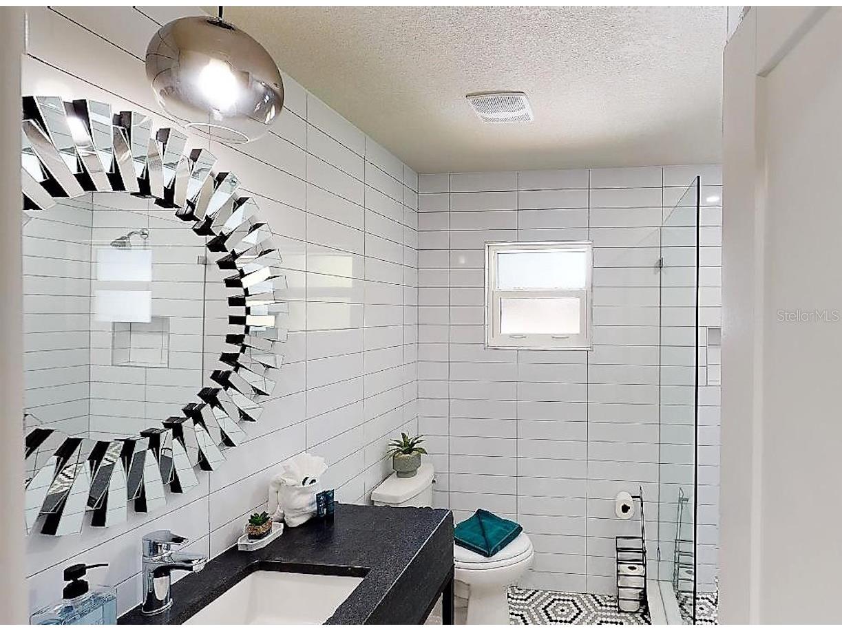1910 Morrill Street #5 Sarasota FL 34236 A4699044 image29