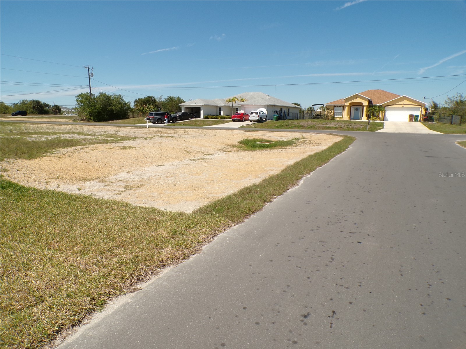 1910 NE 8th Place Cape Coral FL 33909 C7526619 image3