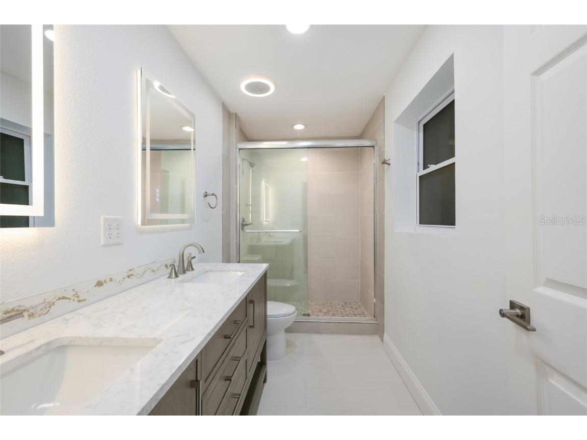 1910 New Hampshire Avenue NE Saint Petersburg FL 33703 A4671928 image14