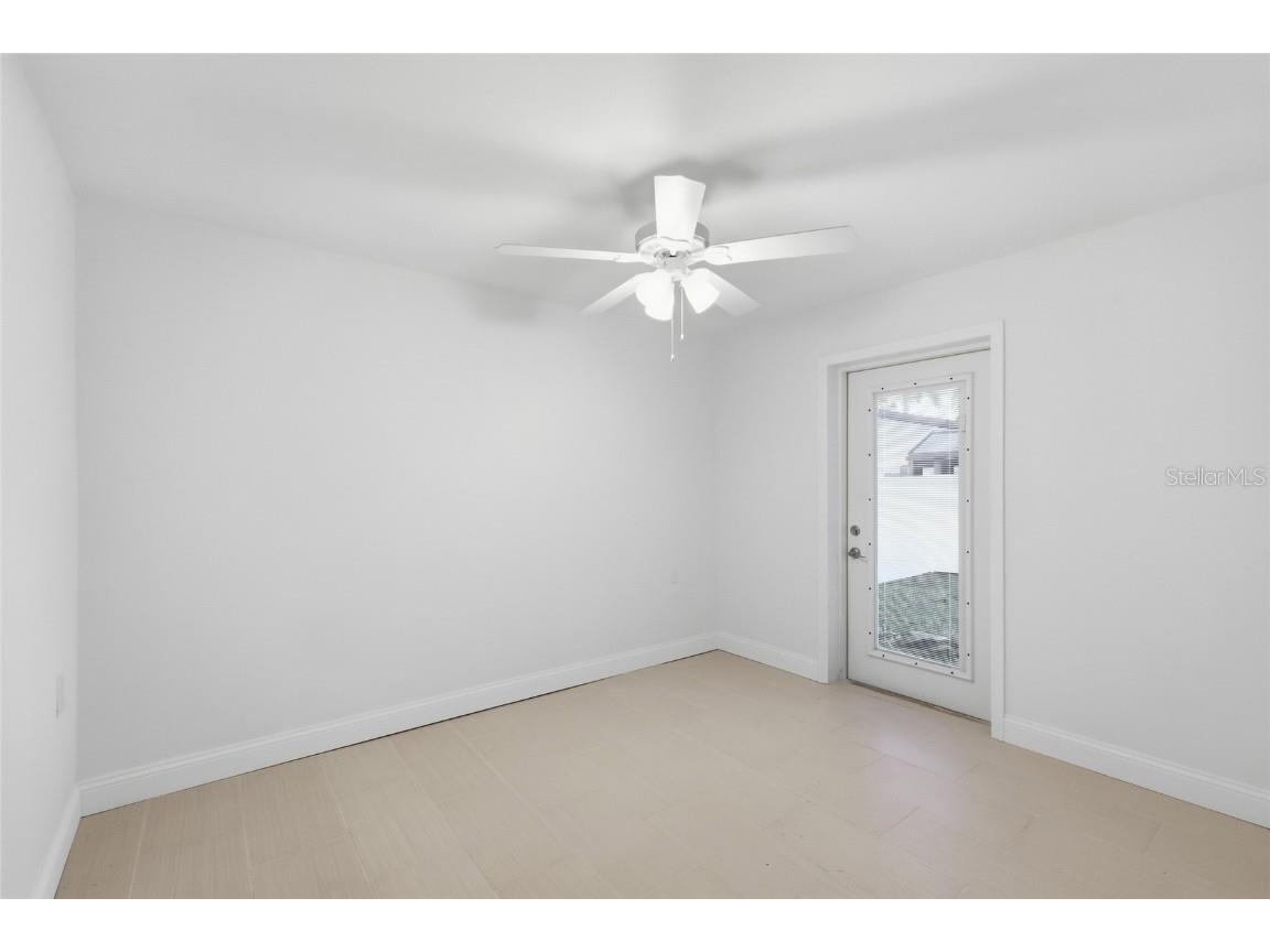 1910 New Hampshire Avenue NE Saint Petersburg FL 33703 A4671928 image32