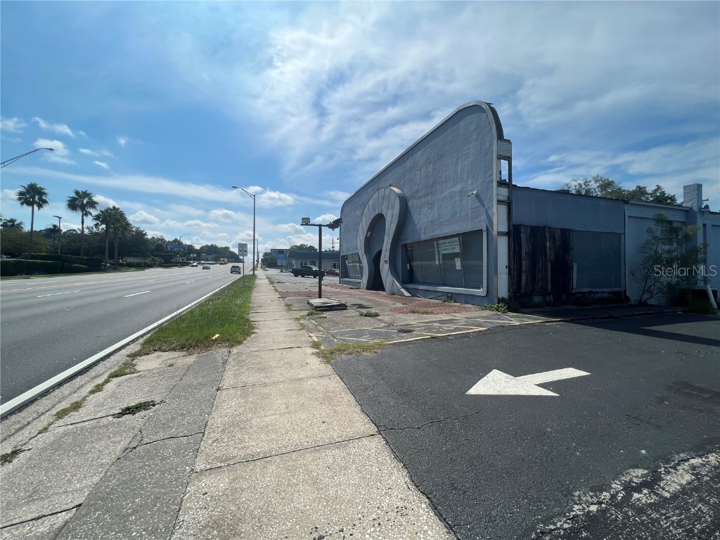 1910 S Pine Avenue Ocala FL 34471 OM664914 image1