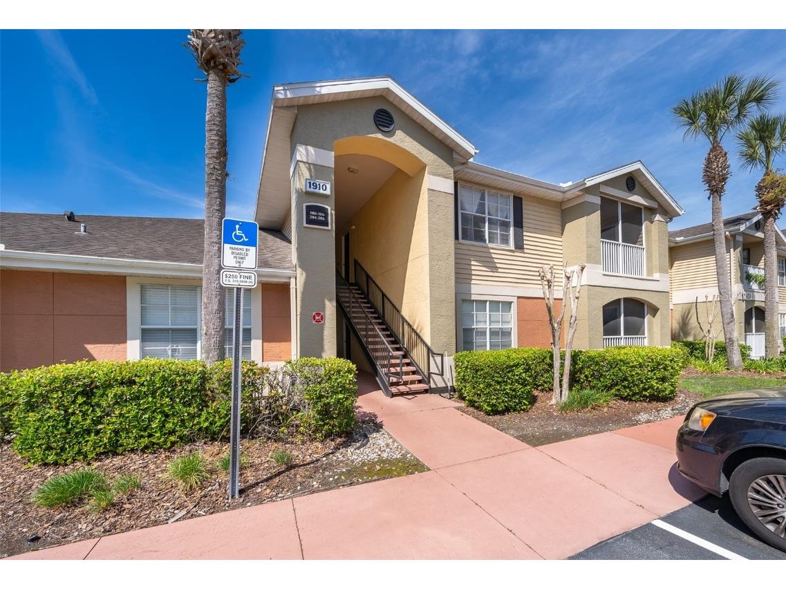 1910 Summer Club Drive #104 Oviedo FL 32765 O6186963 image1