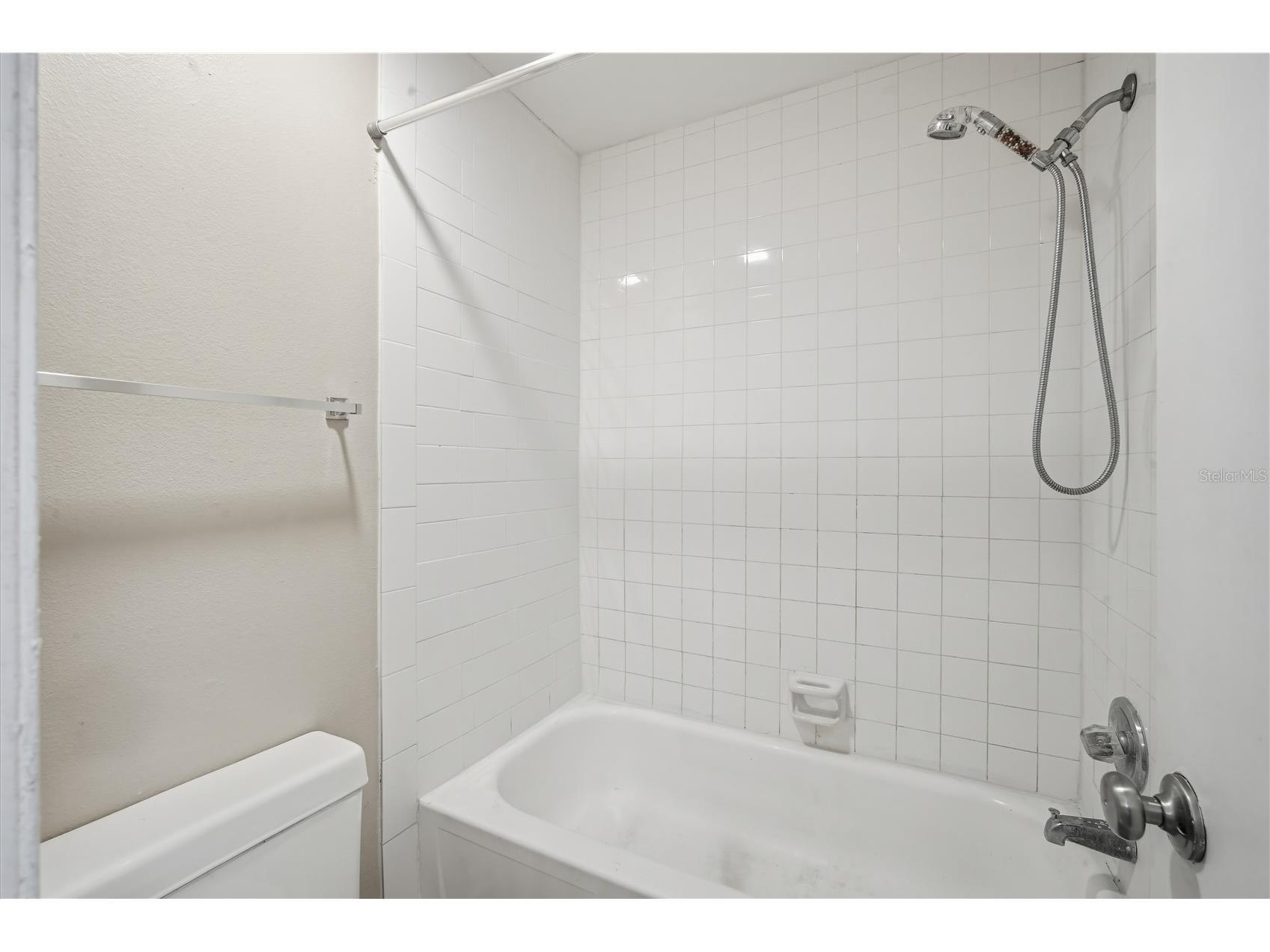 1910 W Sligh Avenue #E102 Tampa FL 33604 TB8527348 image24