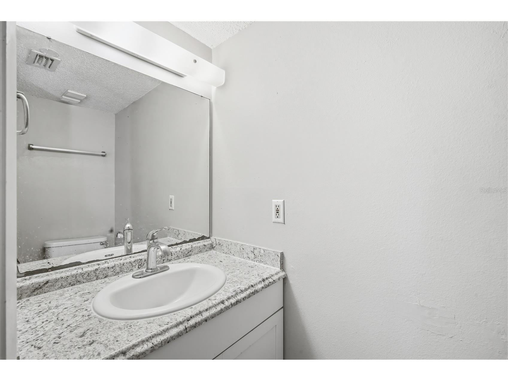 1910 W Sligh Avenue #E102 Tampa FL 33604 TB8527348 image5