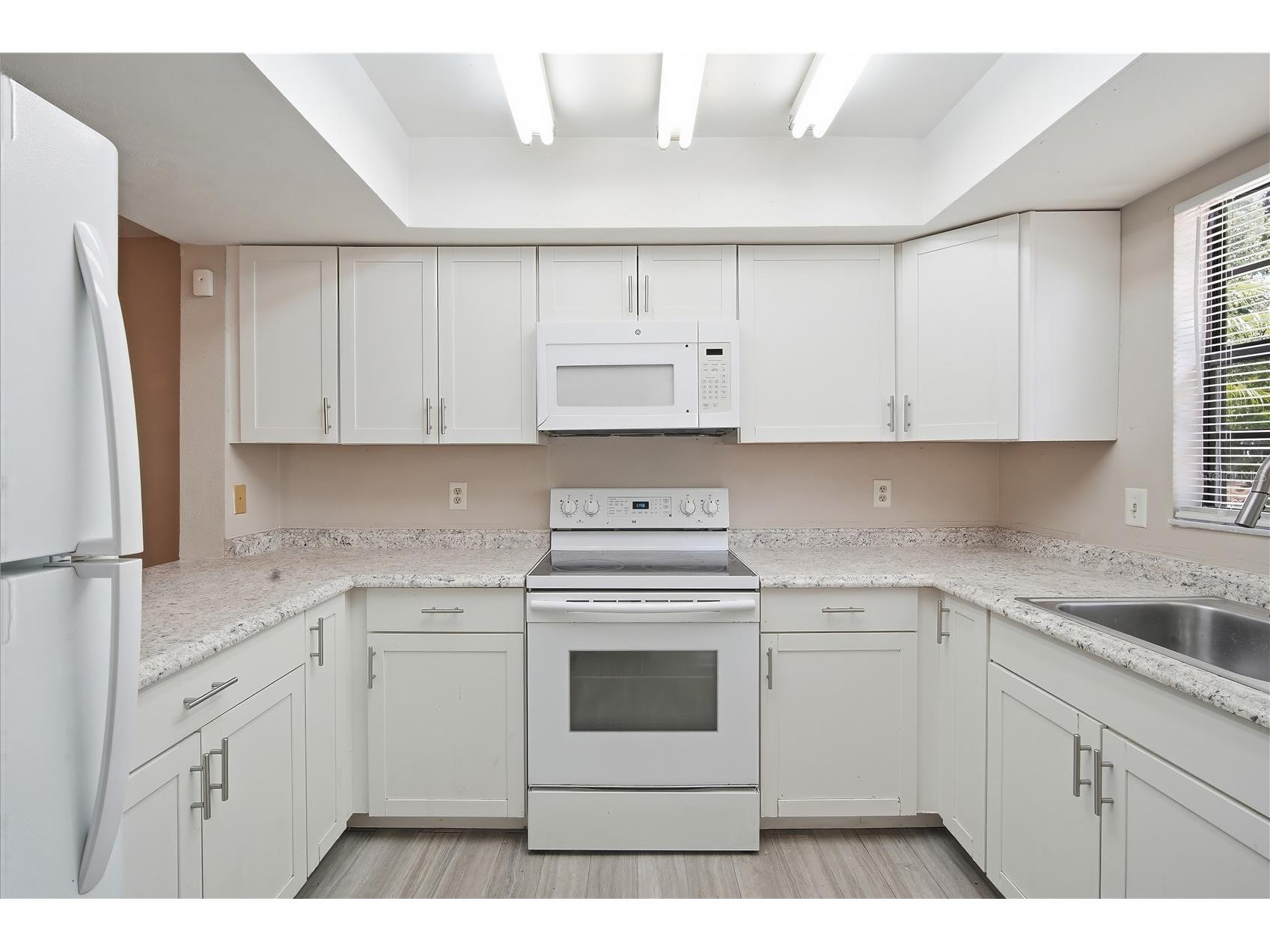 1910 W Sligh Avenue #E102 Tampa FL 33604 TB8527348 image8