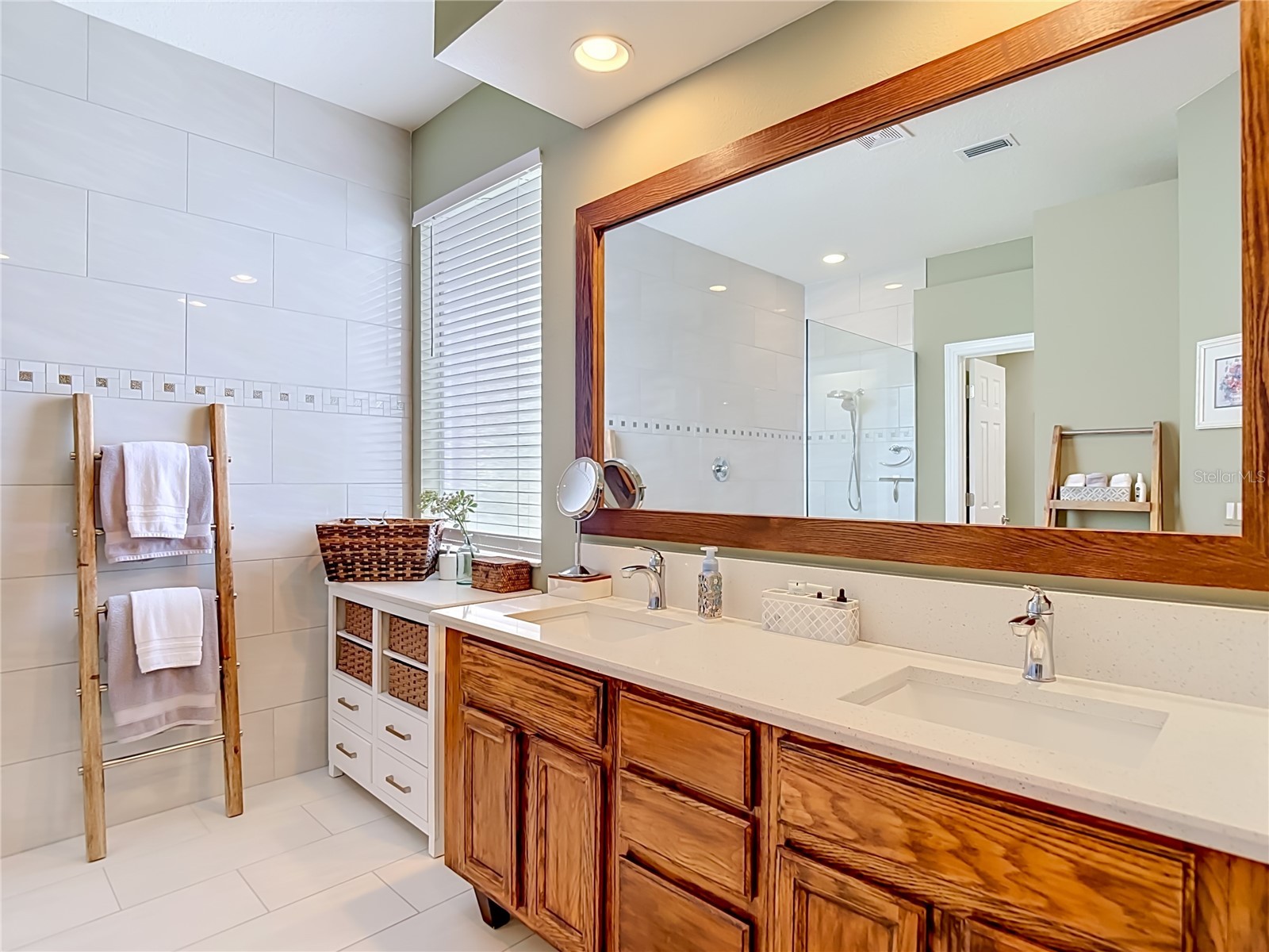 19101 Golden Cacoon Place Lutz FL 33558 TB8516413 image44