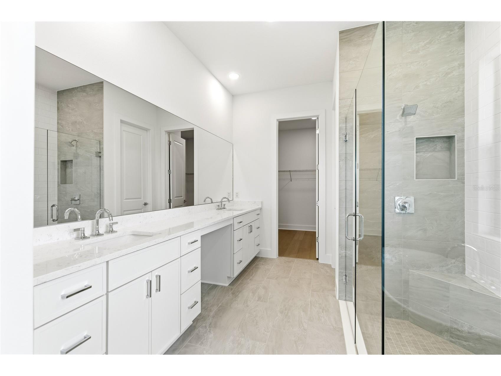 19102 Roble Court Venice FL 34293 A4673909 image15