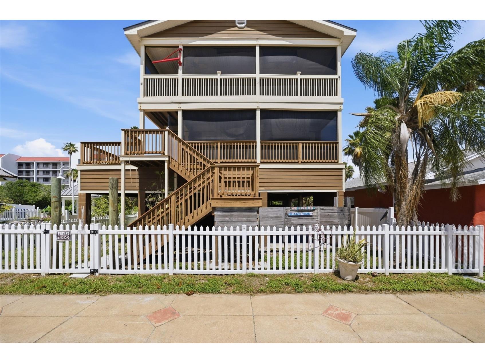 19105 Whispering Pines Drive Indian Shores FL 33785 TB8509189 image1