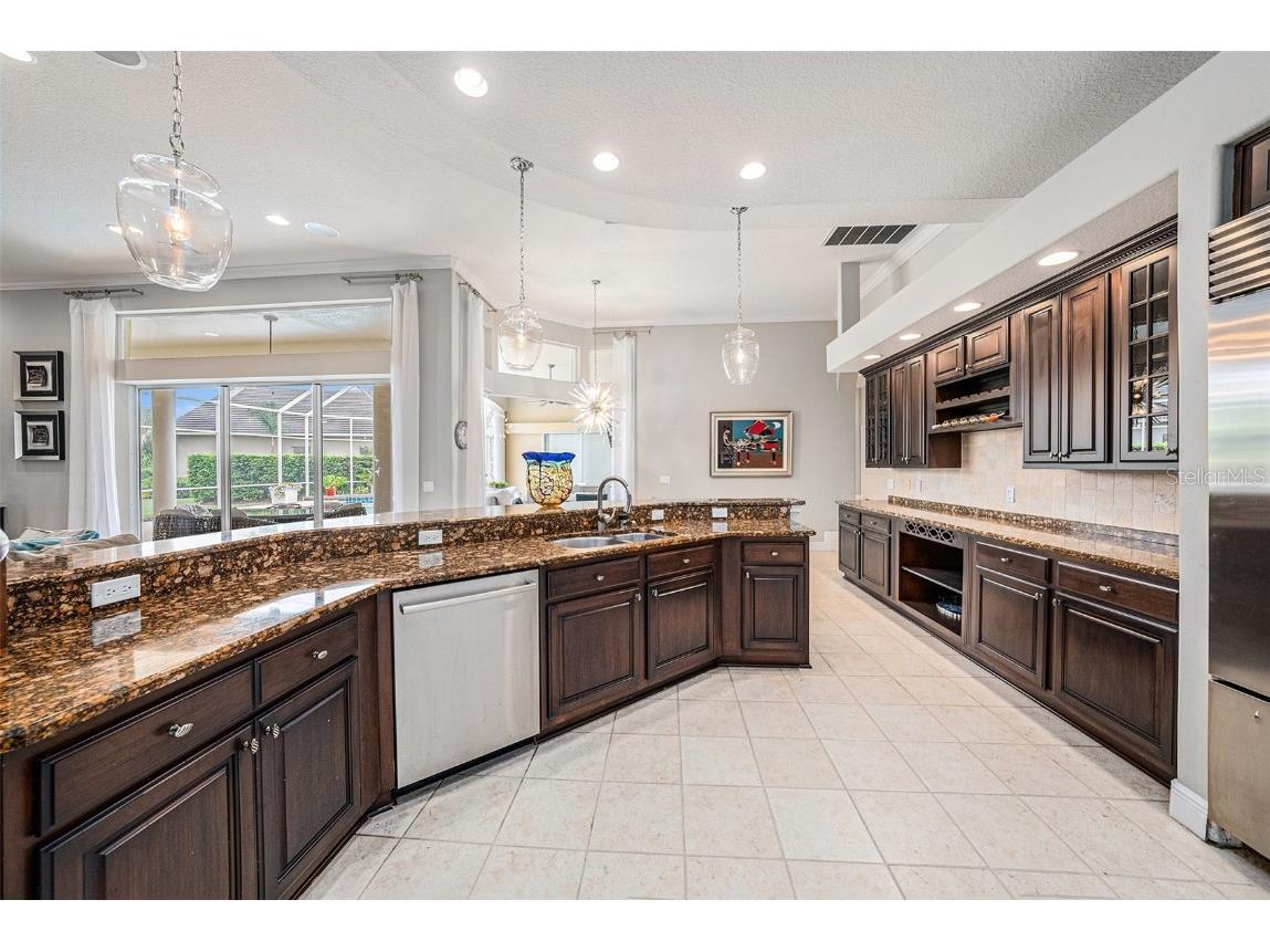 19107 Avenue Bayonnes Lutz FL 33558 TB8382846 image14