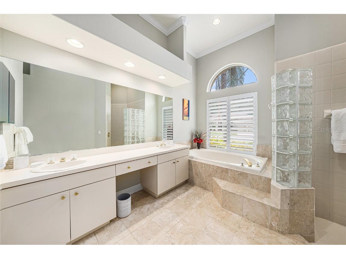 19107 Avenue Bayonnes Lutz FL 33558 TB8382846 image26