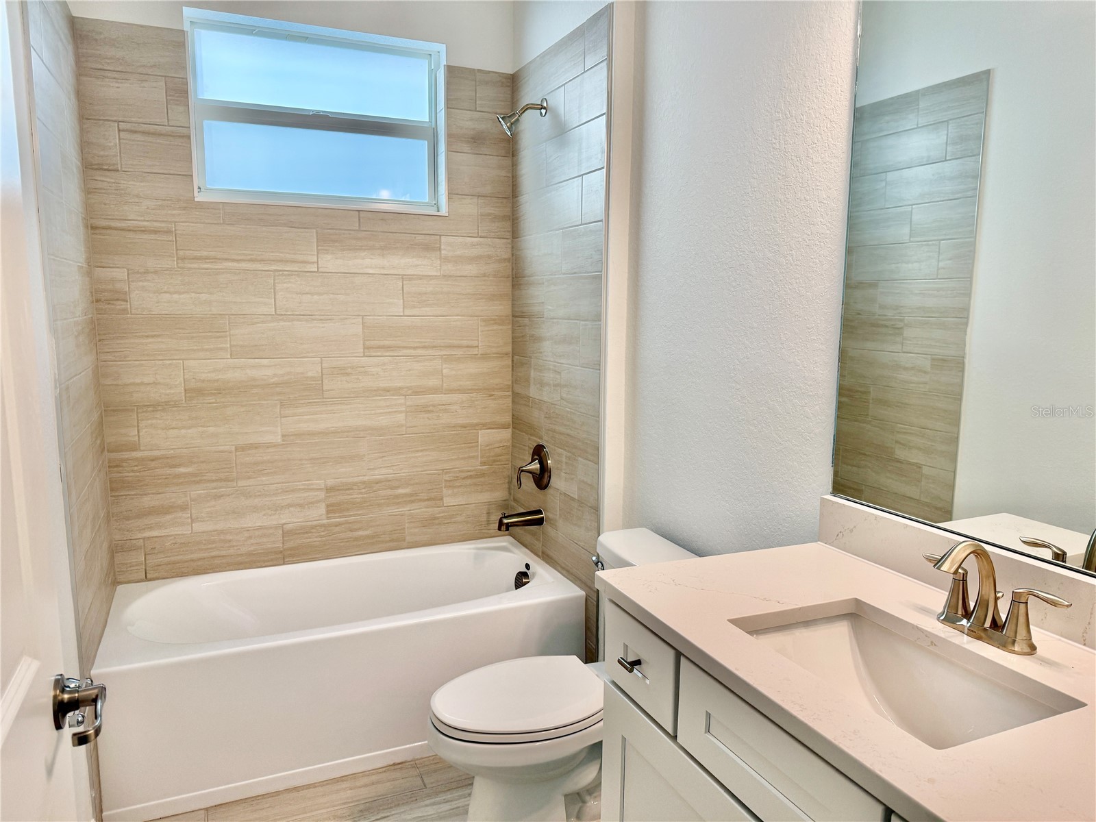 19107 Cherrystone Way Lakewood Ranch FL 34211 A4684405 image17