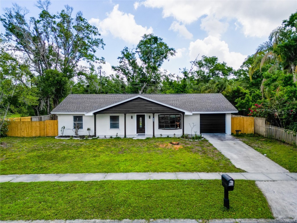 19109 Sunlake Boulevard Lutz FL 33558 TB8348440 image1