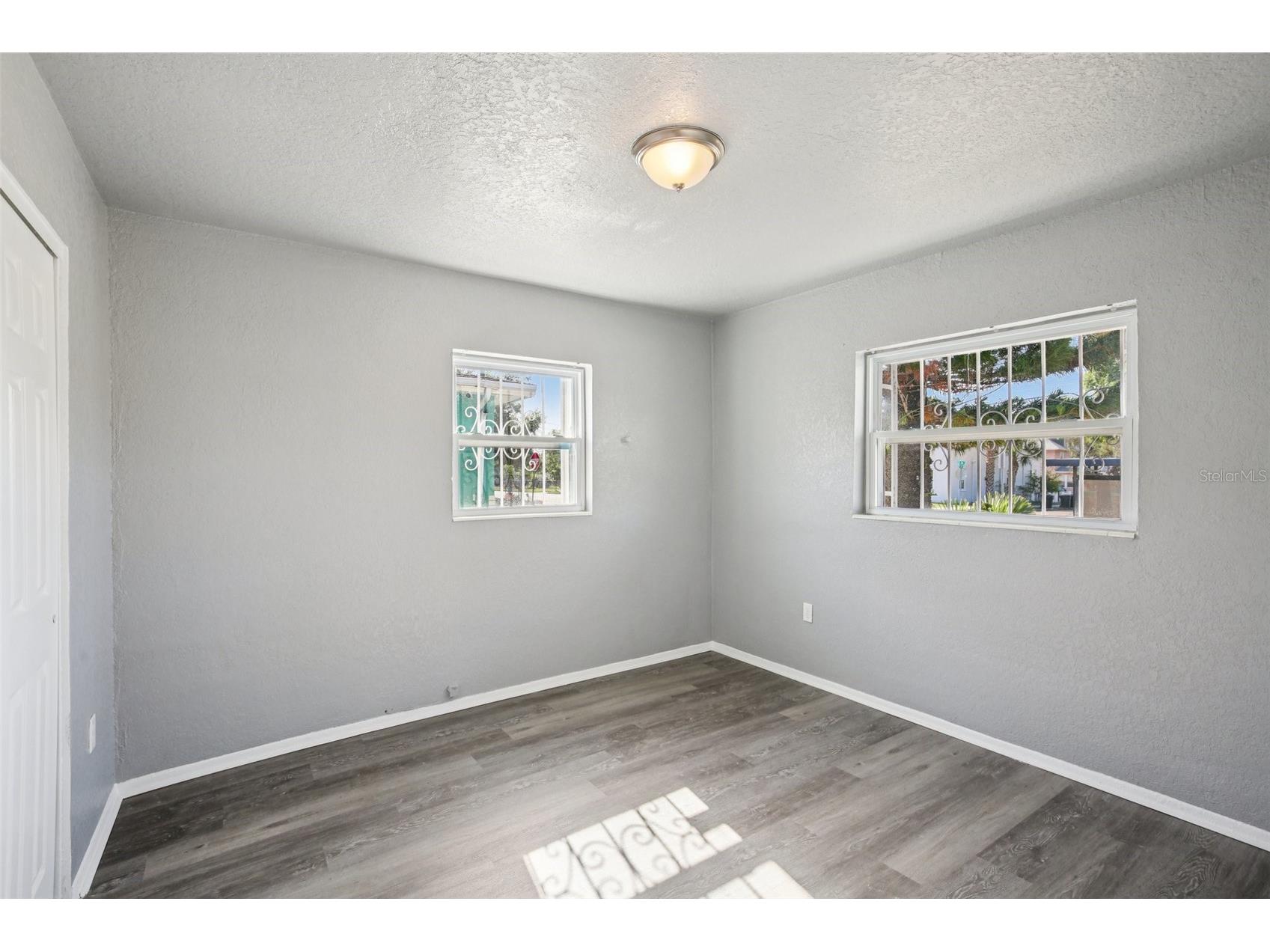 1911 22nd Avenue S Saint Petersburg FL 33712 TB8499200 image10