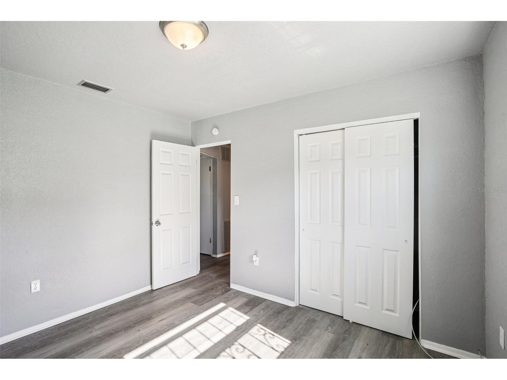 1911 22nd Avenue S Saint Petersburg FL 33712 TB8499200 image13