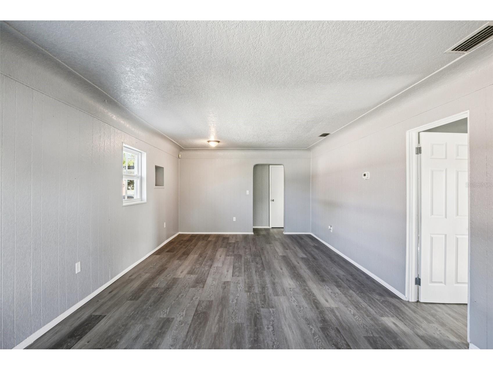 1911 22nd Avenue S Saint Petersburg FL 33712 TB8499200 image3
