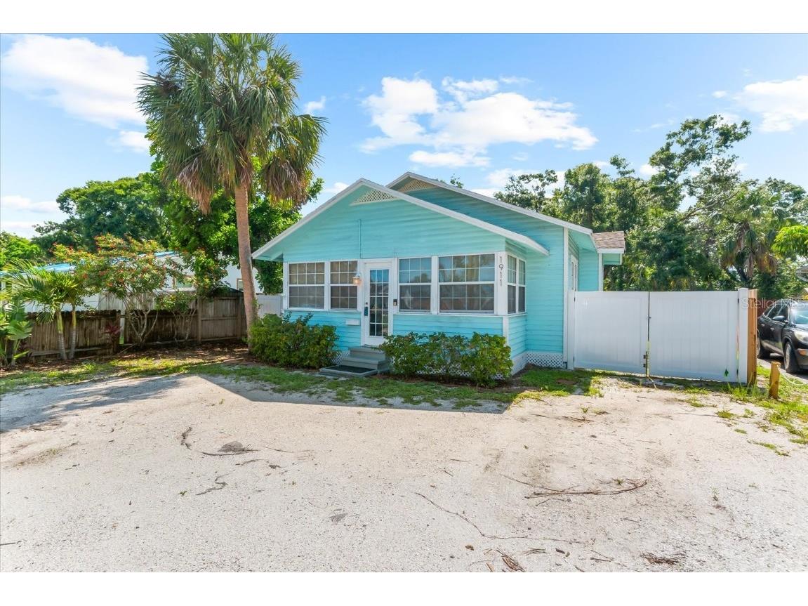 1911 26th Street W Bradenton FL 34205 A4656698 image2