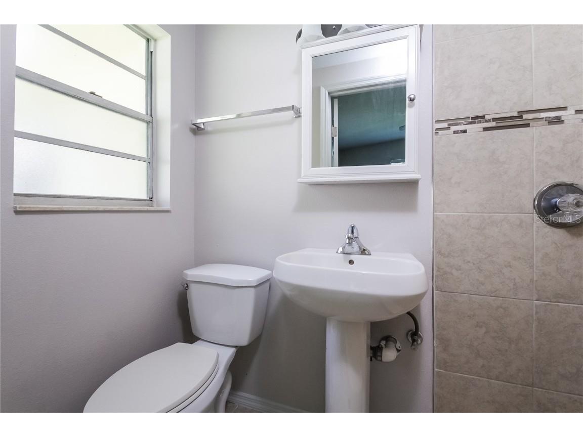 1911 3rd Avenue E Bradenton FL 34208 O6354920 image9