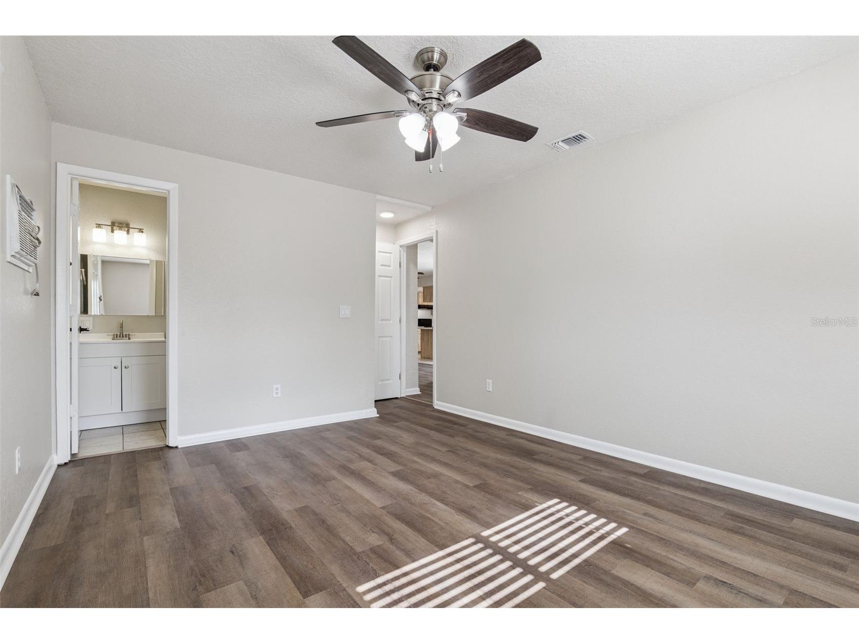 1911 Beacon Street Deltona FL 32738 O6365292 image11