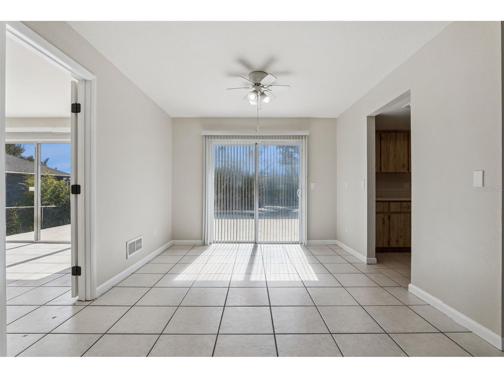 1911 Beacon Street Deltona FL 32738 O6365292 image13