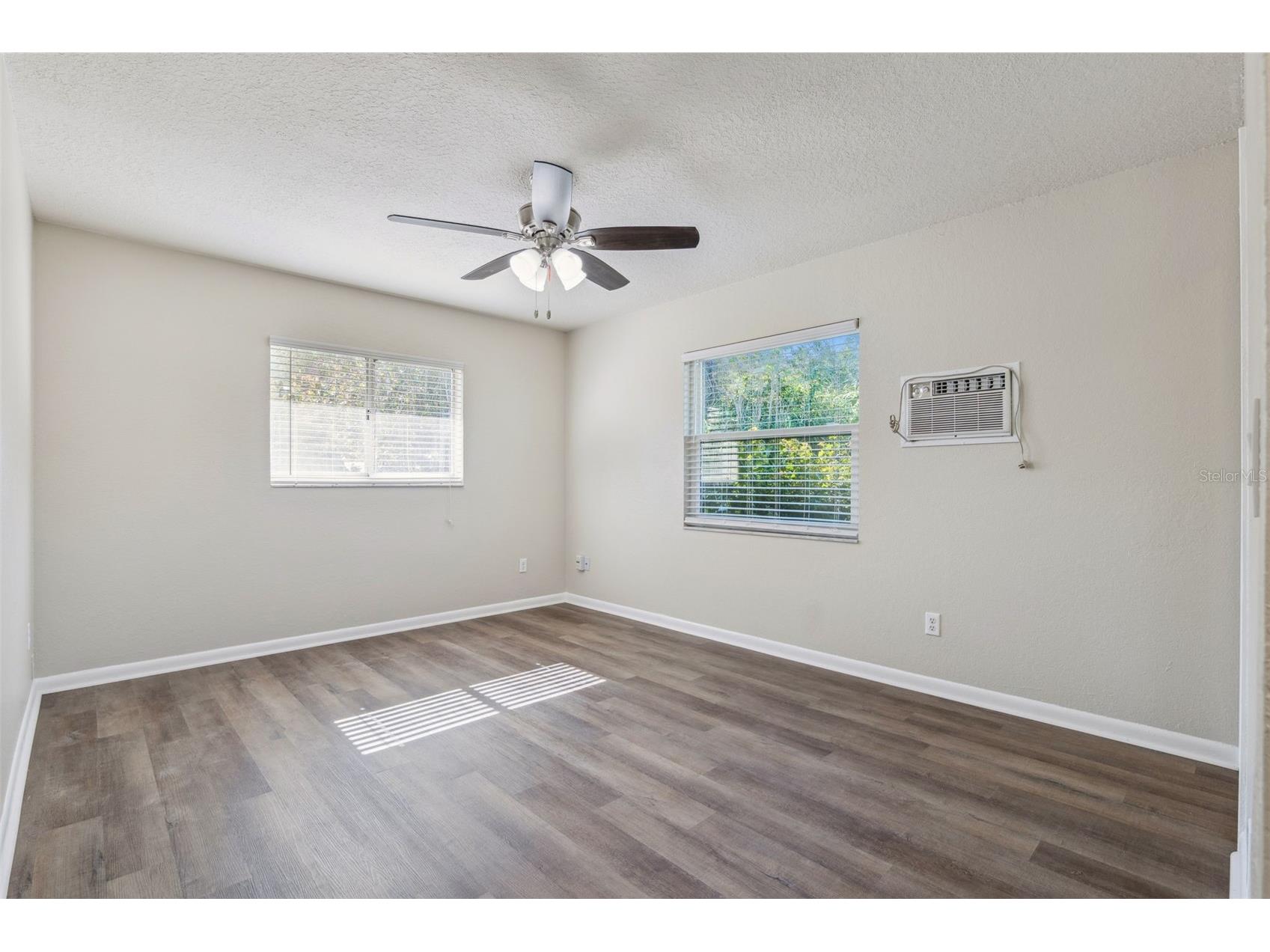 1911 Beacon Street Deltona FL 32738 O6365292 image24