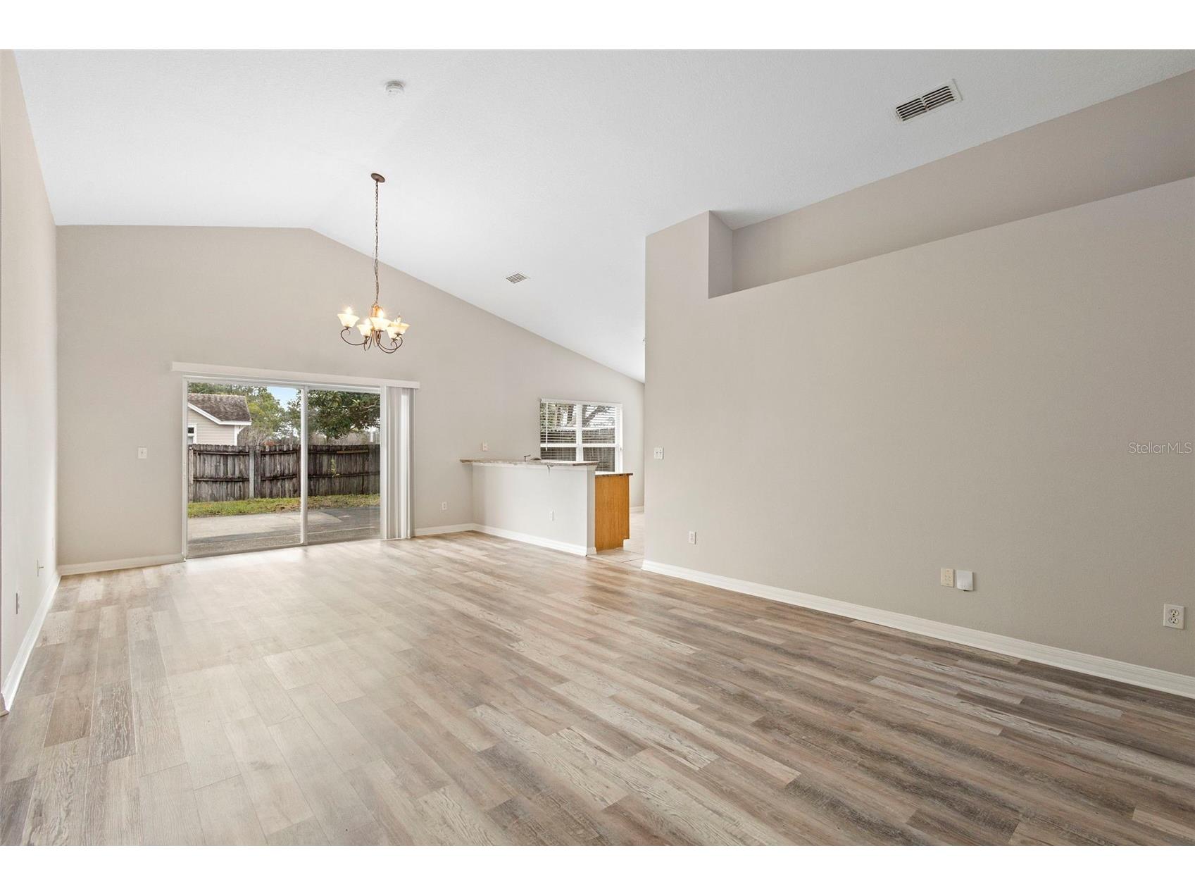 1911 Colonial Woods Boulevard Orlando FL 32826 O6371434 image5