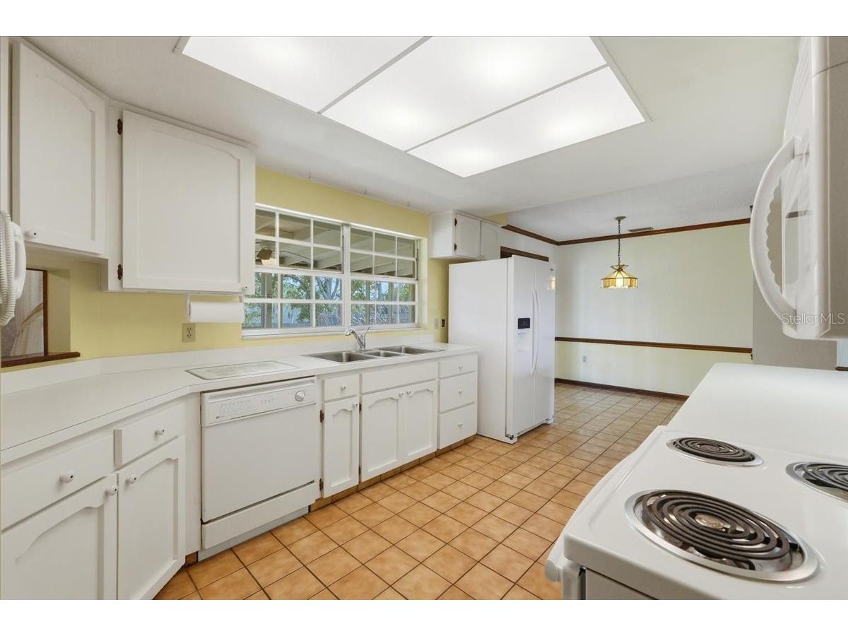 1911 Michelle Lane Lakeland FL 33813 A4689818 image15