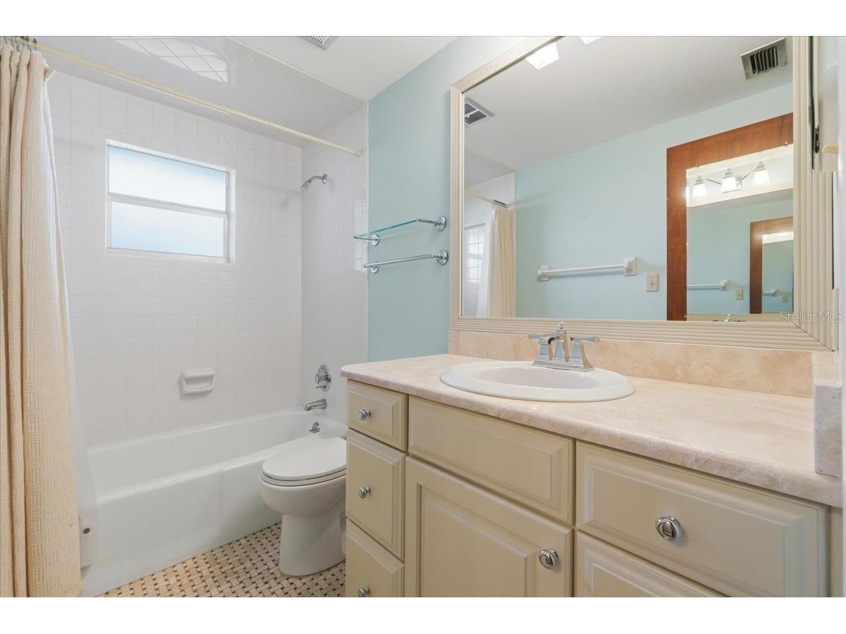 1911 Michelle Lane Lakeland FL 33813 A4689818 image31