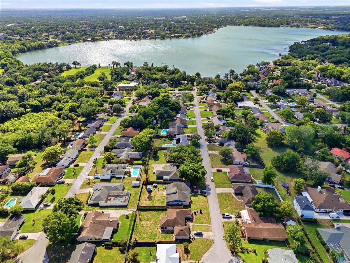 1911 Michelle Lane Lakeland FL 33813 A4689818 image51