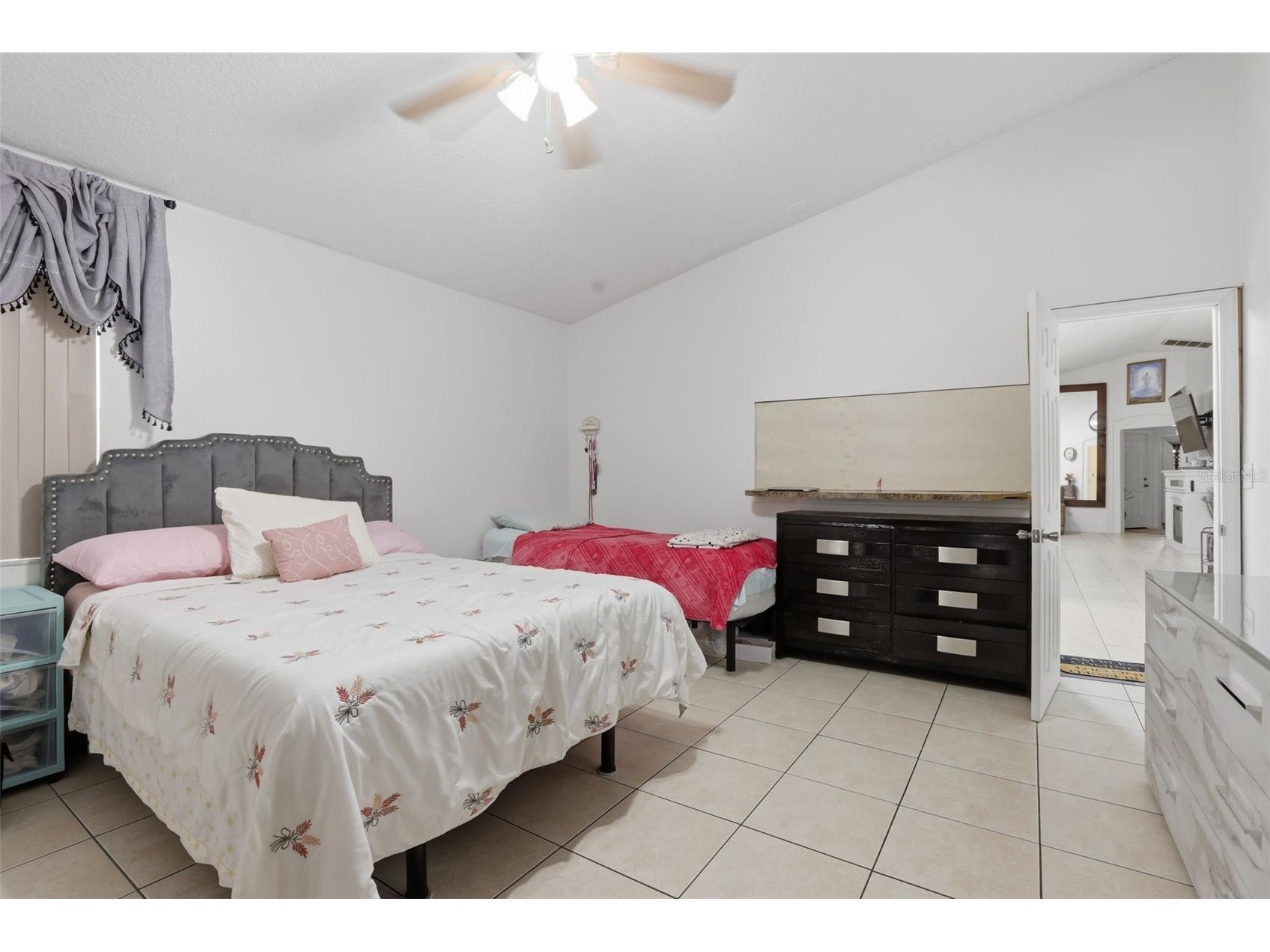 1911 S Gadsen Boulevard Orlando FL 32812 G5113952 image9