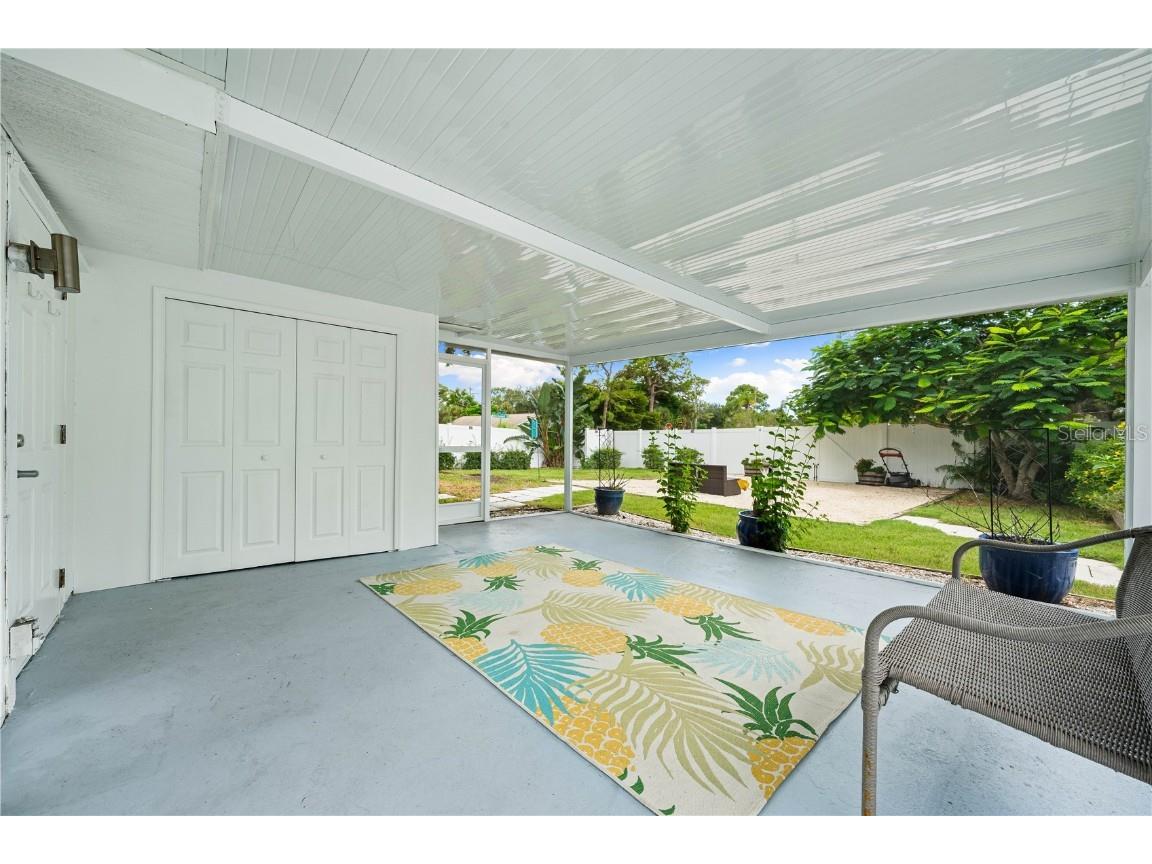 1911 Upper Beechwood Avenue Sarasota FL 34231 A4663604 image15